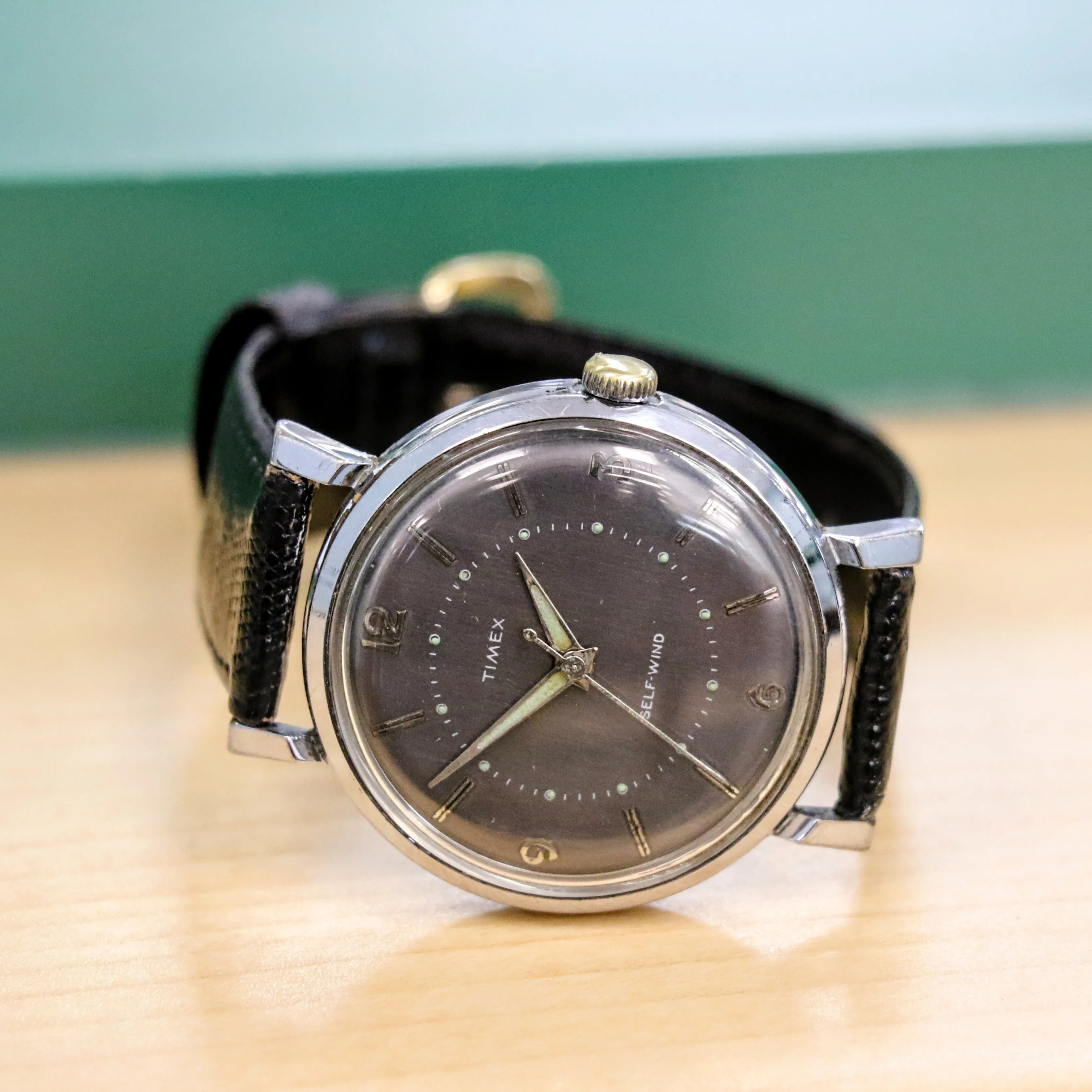 Vintage Timex Self-Wind Automatic Watch 36.5mm Waterproof Case & Fancy Lugs Wristwatch